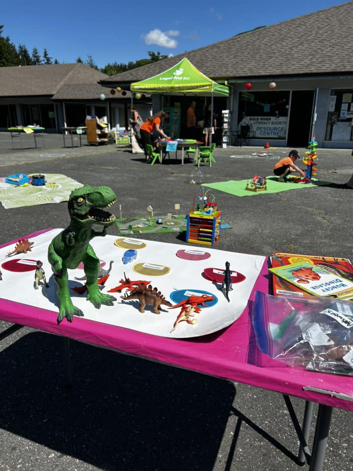 Gold River Literacy logo 